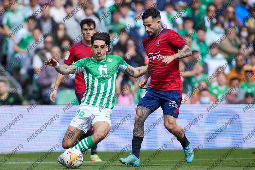 Hector Bellerin of Real Betis during the La Liga match between Real Betis  and CA Osasuna