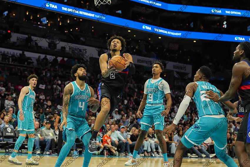 Charlotte Hornets (Insider's Guide to Pro Basketball): Gigliotti